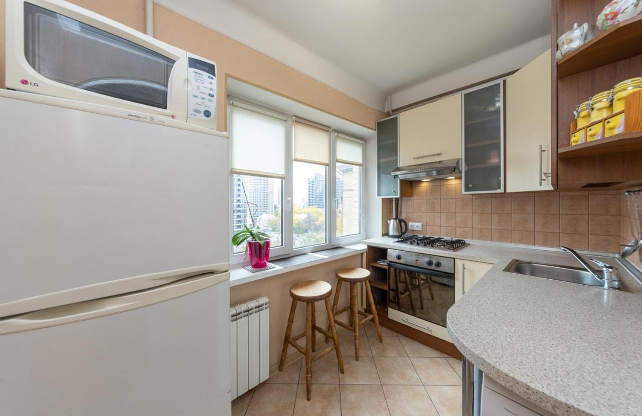1 Bedroom Apart Near Metro Pecherska Kiev Exterior foto